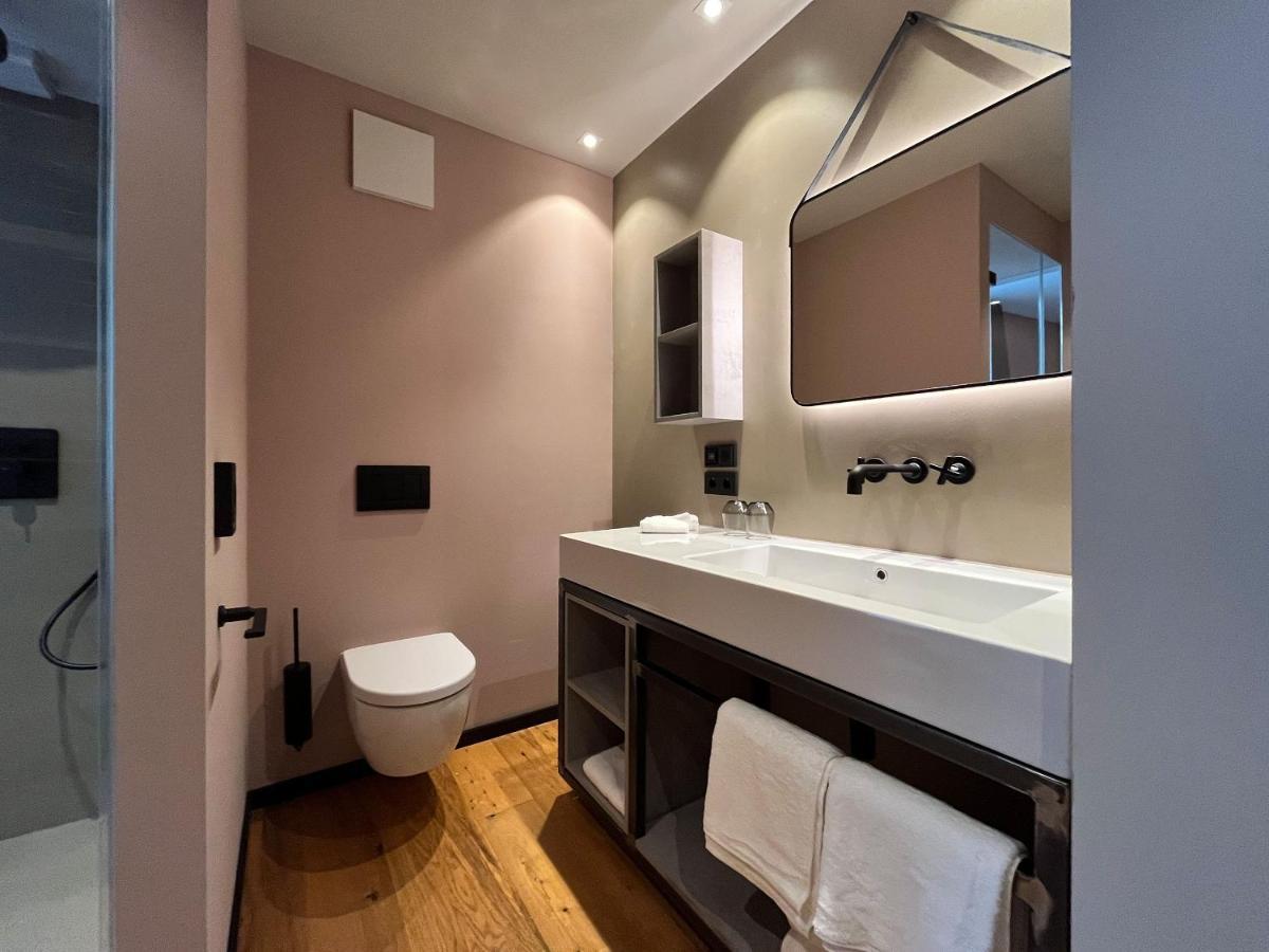 Boutiquehotel Burg Adenbach & Alter Weinbau Bad Neuenahr-Ahrweiler Exteriér fotografie