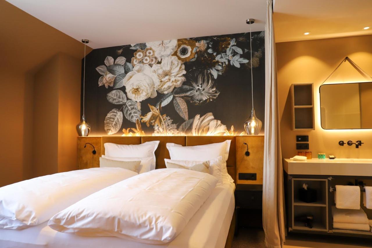 Boutiquehotel Burg Adenbach & Alter Weinbau Bad Neuenahr-Ahrweiler Exteriér fotografie